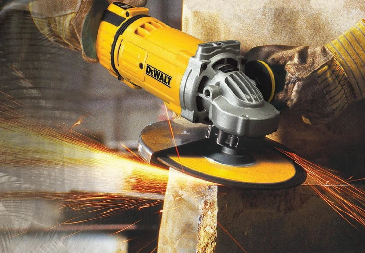 Pulidora Angular DeWALT DWE4212-B3