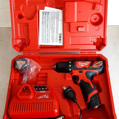 Taladro Milwaukee 2407-22