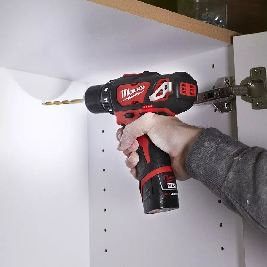 Taladro Milwaukee 2407-22