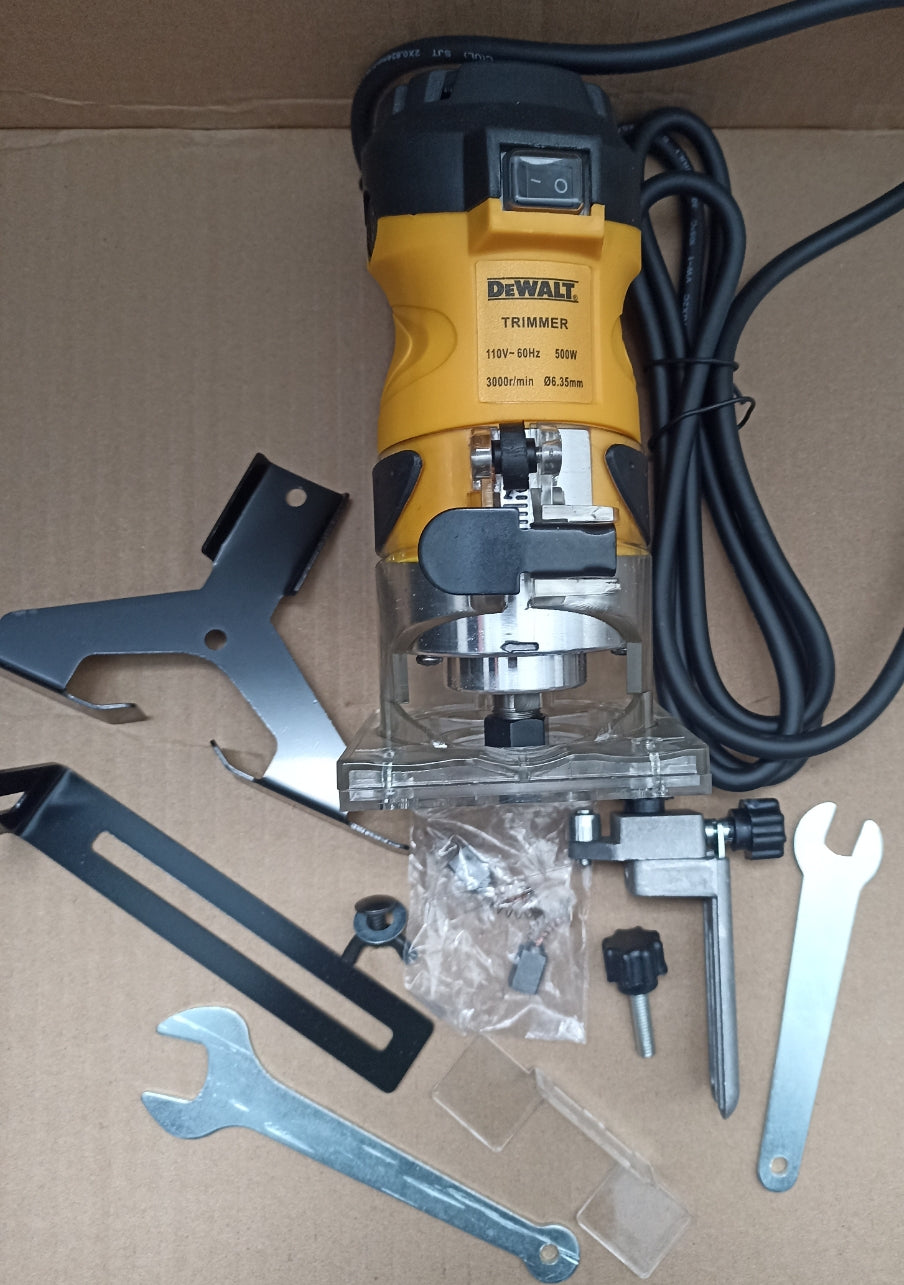 Rebordeadora DeWalt 550W